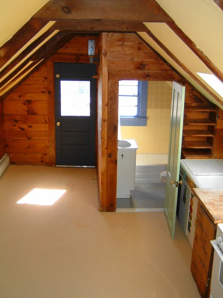 128 Pleasant St #2 - Photo 2 of 12