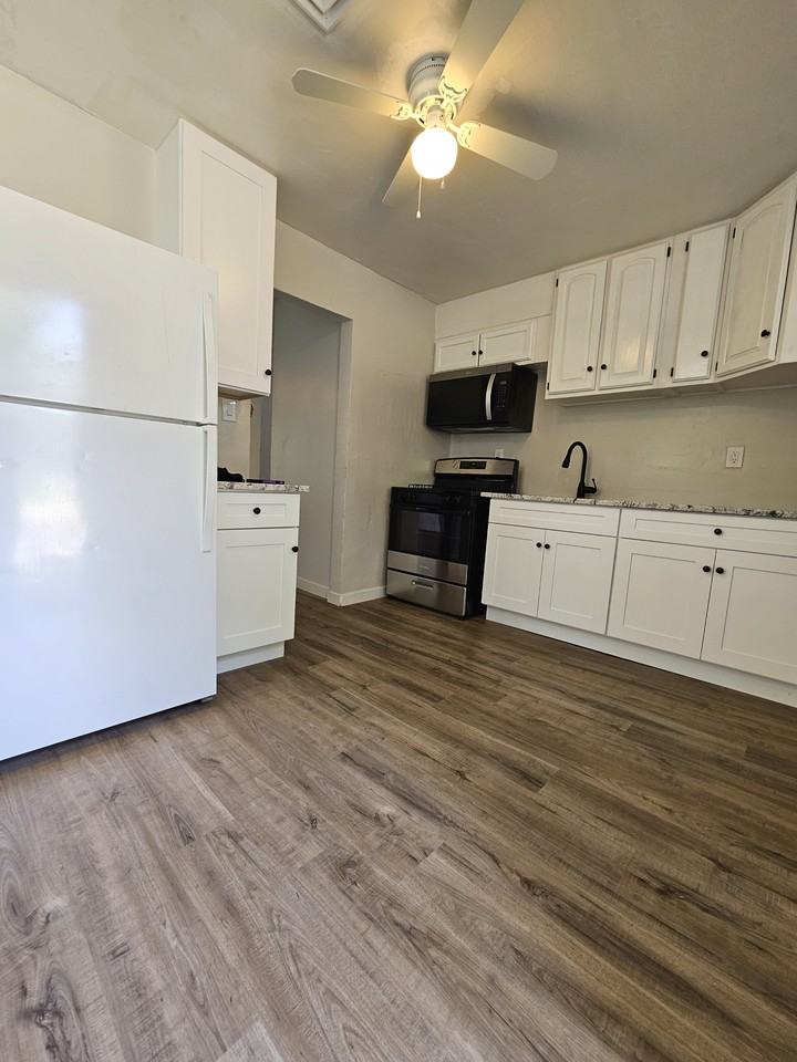 2908 Central Dr #NA - Photo 4 of 14