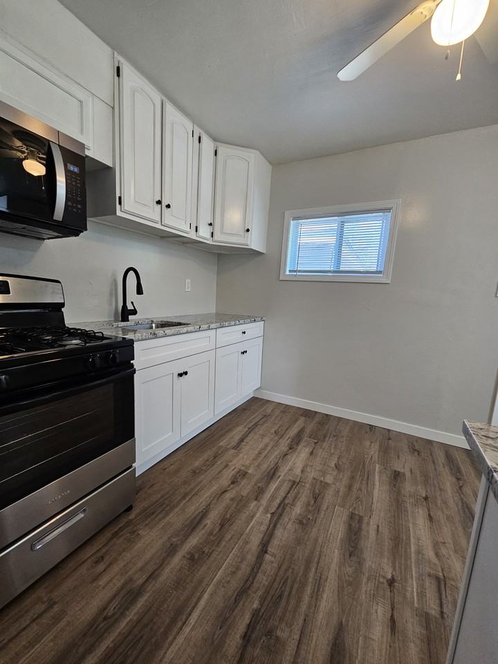 2908 Central Dr #NA - Photo 5 of 14