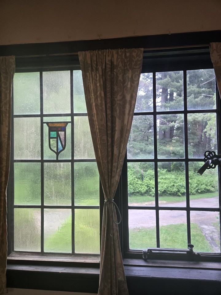 122 Burt St - Photo 5 of 13