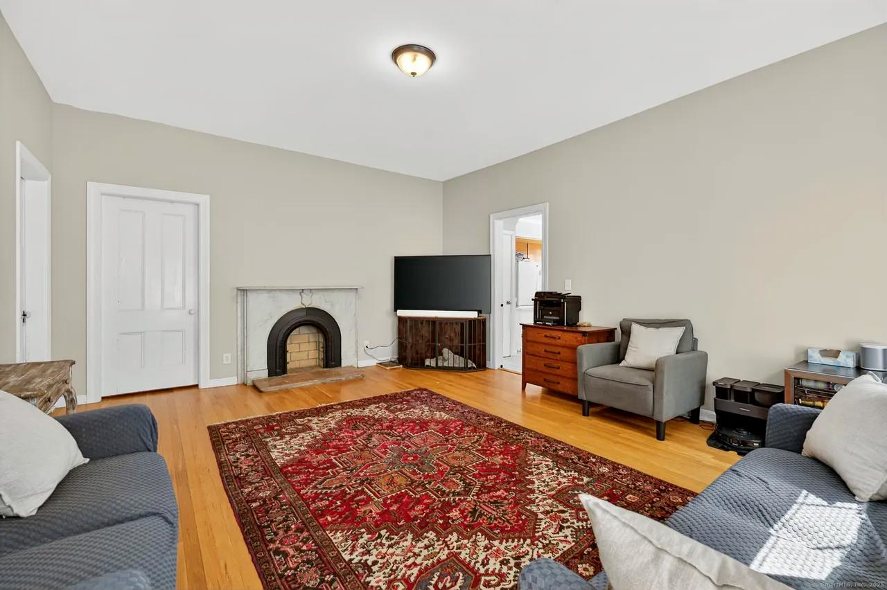 319 Main St #1 - Photo 6 of 16