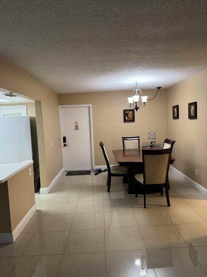 2471 Sw 82nd Ave - Photo 6 of 16