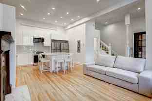 3552 Rue Hutchison - Photo 1 of 1