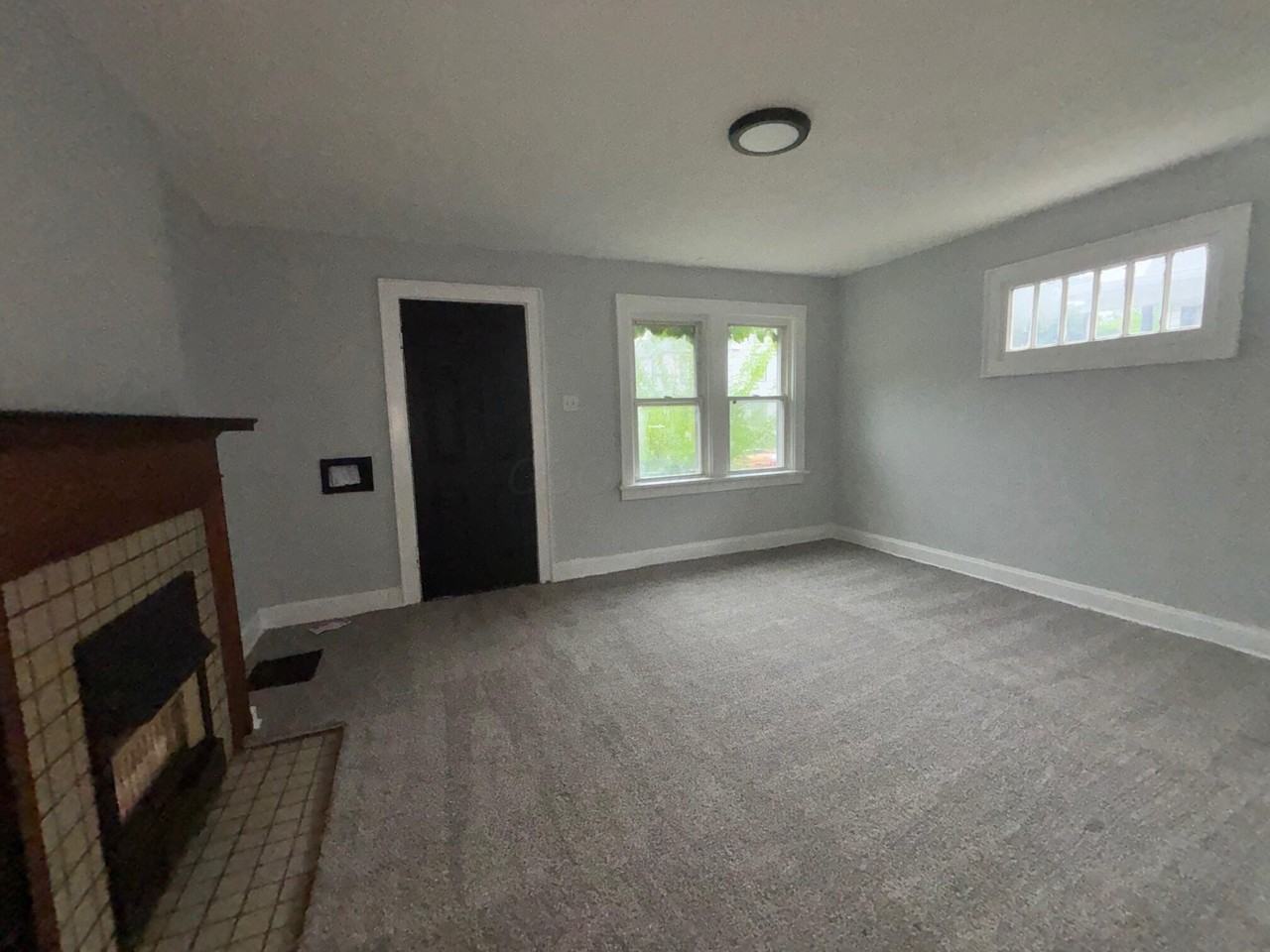 36 N Eureka Ave - Photo 2 of 12