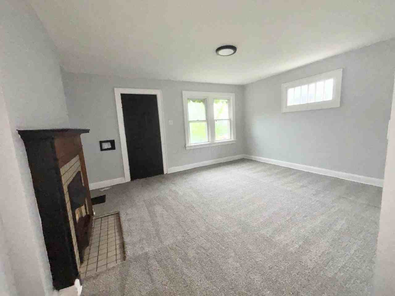 36 N Eureka Ave - Photo 3 of 12