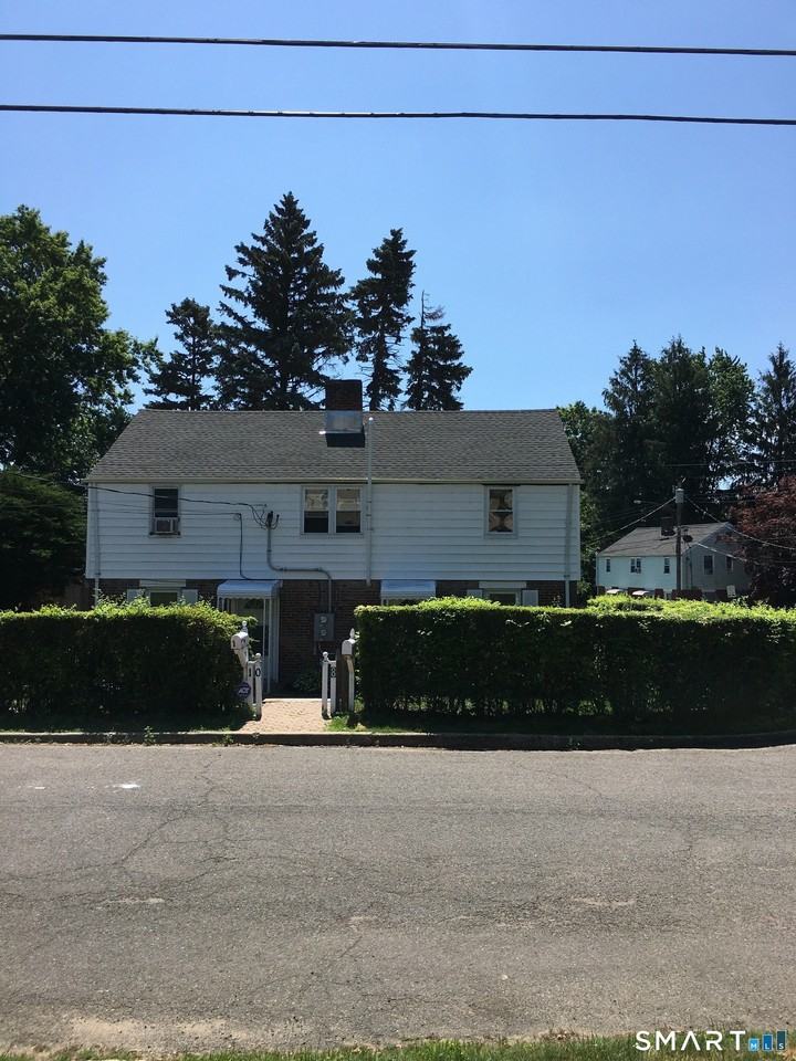 8 High Ridge Dr - Photo 2 of 7