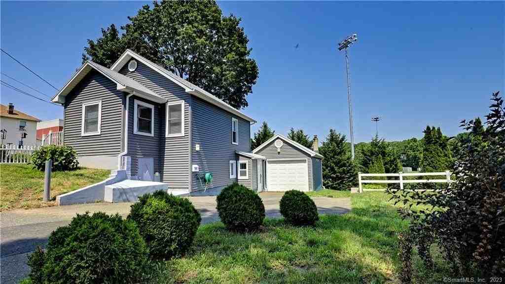 38 Concord Ave