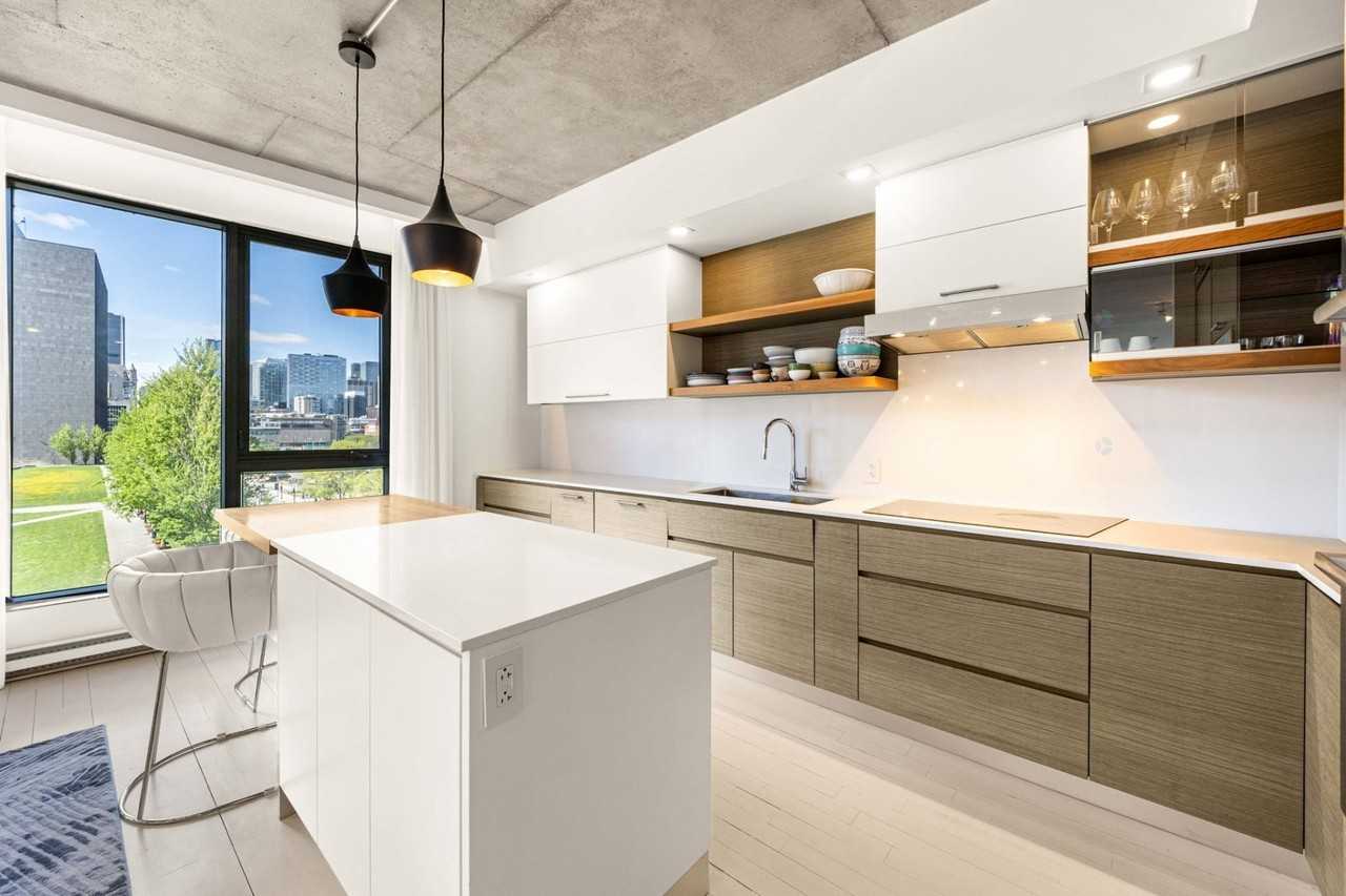 777 Rue Gosford - Photo 5 of 21