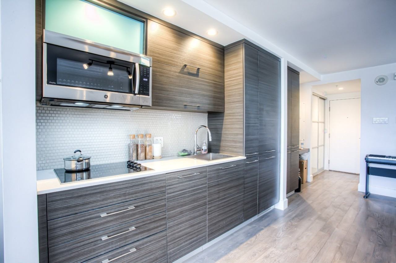 1390 Rue Du Fort - Photo 3 of 10