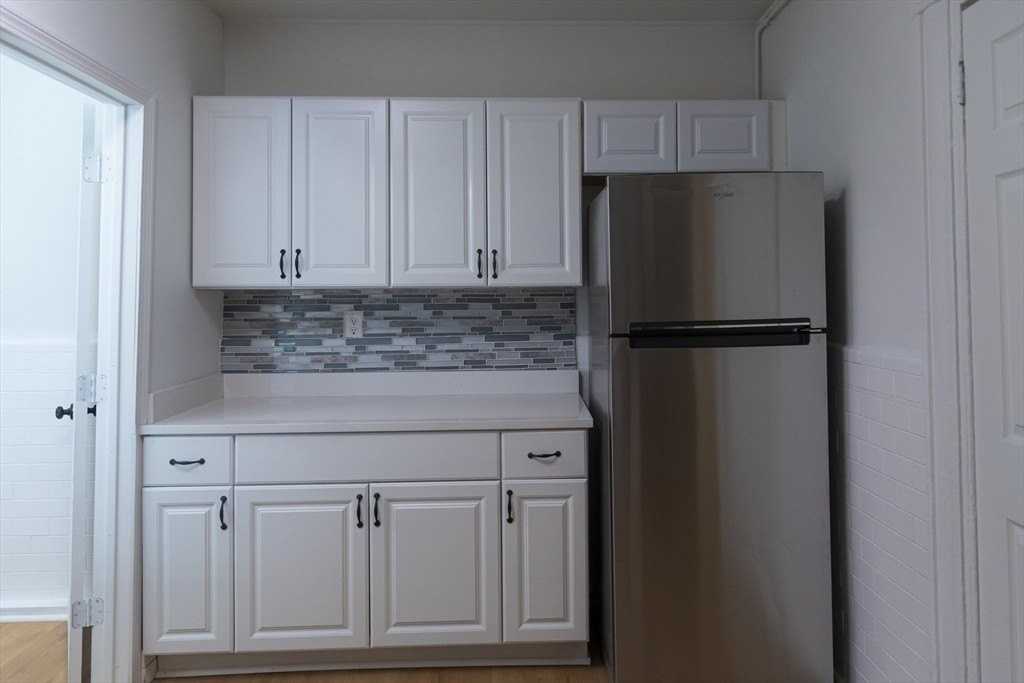144 Salem 4 - Photo 2 of 9