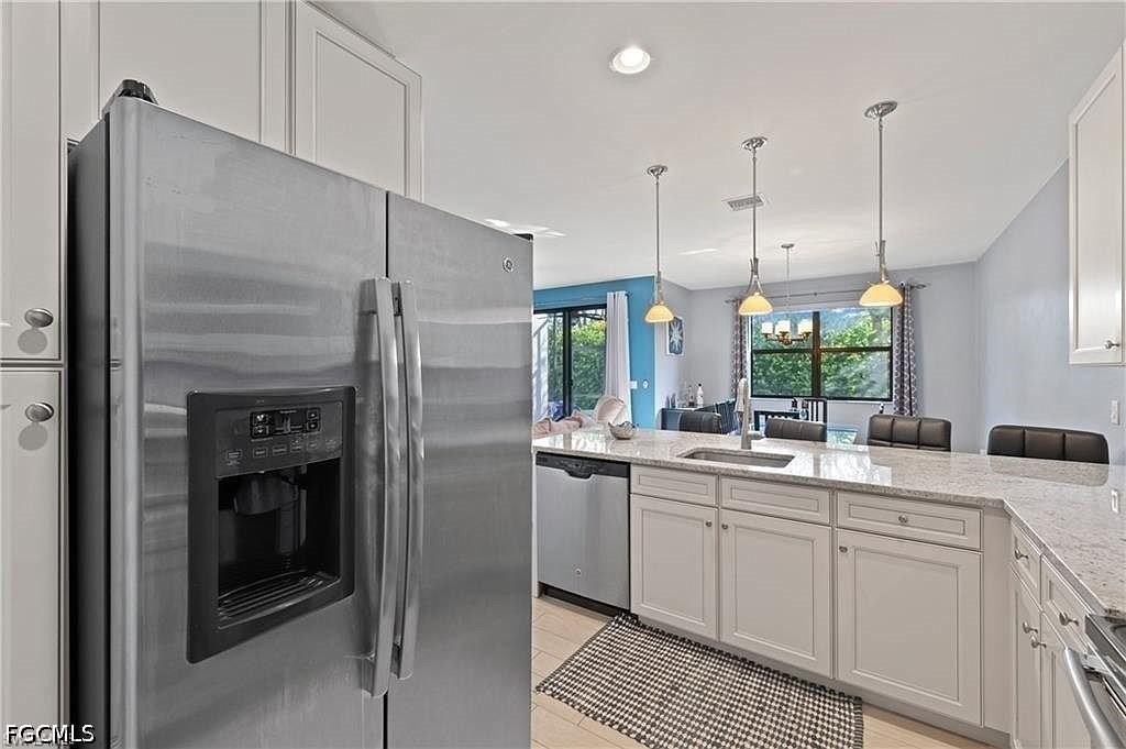 15800 Portofino Springs Blvd #102 - Photo 6 of 40