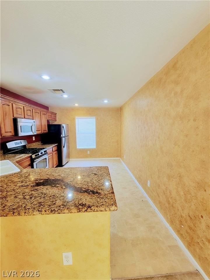 5057 W Eldorado Ln - Photo 6 of 31