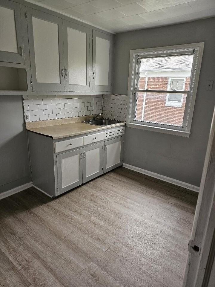 15143 Evergreen Rd - Photo 4 of 7