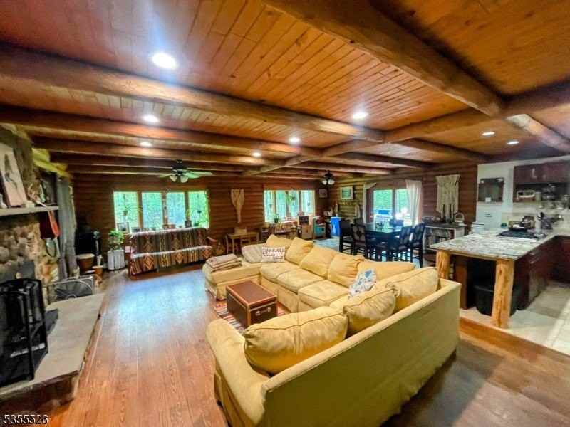 101 Flatbrook Rd - Photo 3 of 28