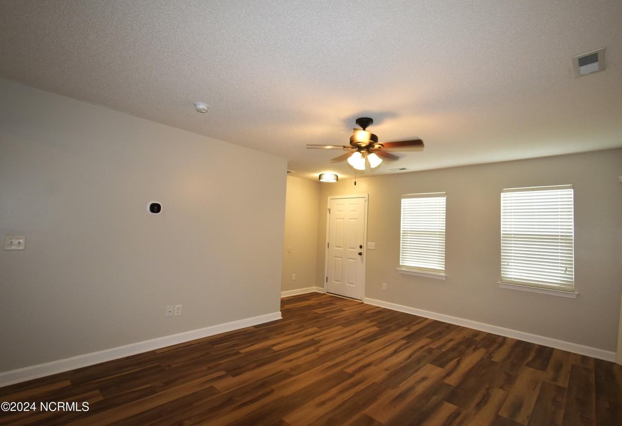 202 Lanieve Ct #4 - Photo 5 of 23