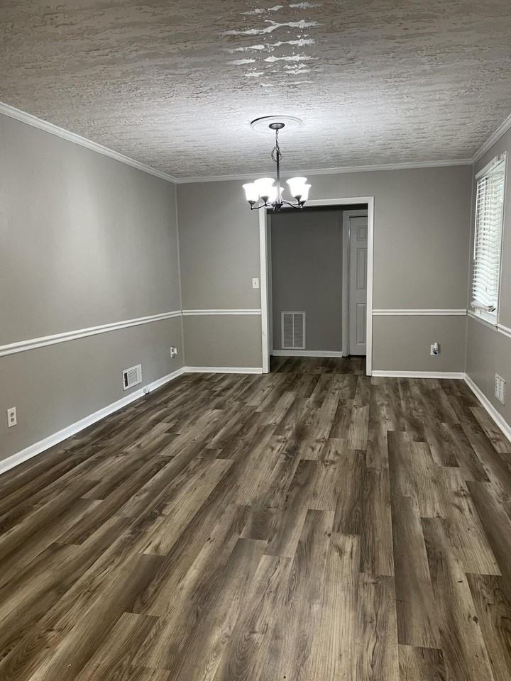 1910 Valley Spring Rd - Photo 2 of 15