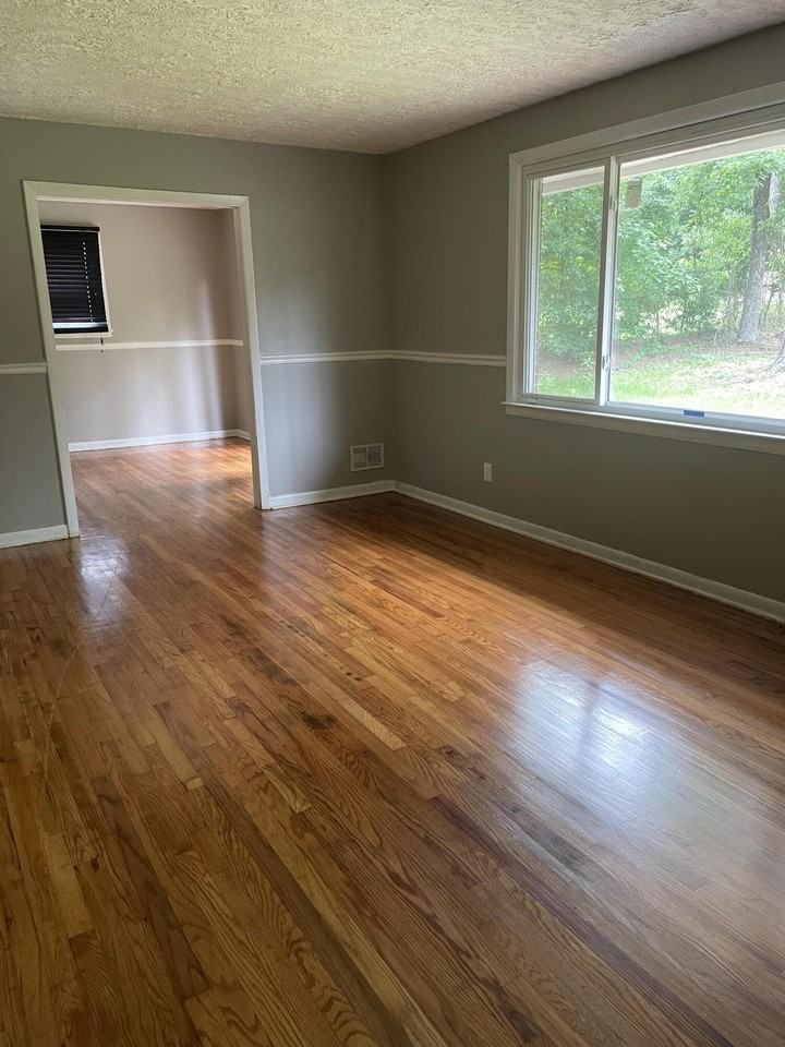 1910 Valley Spring Rd - Photo 6 of 15