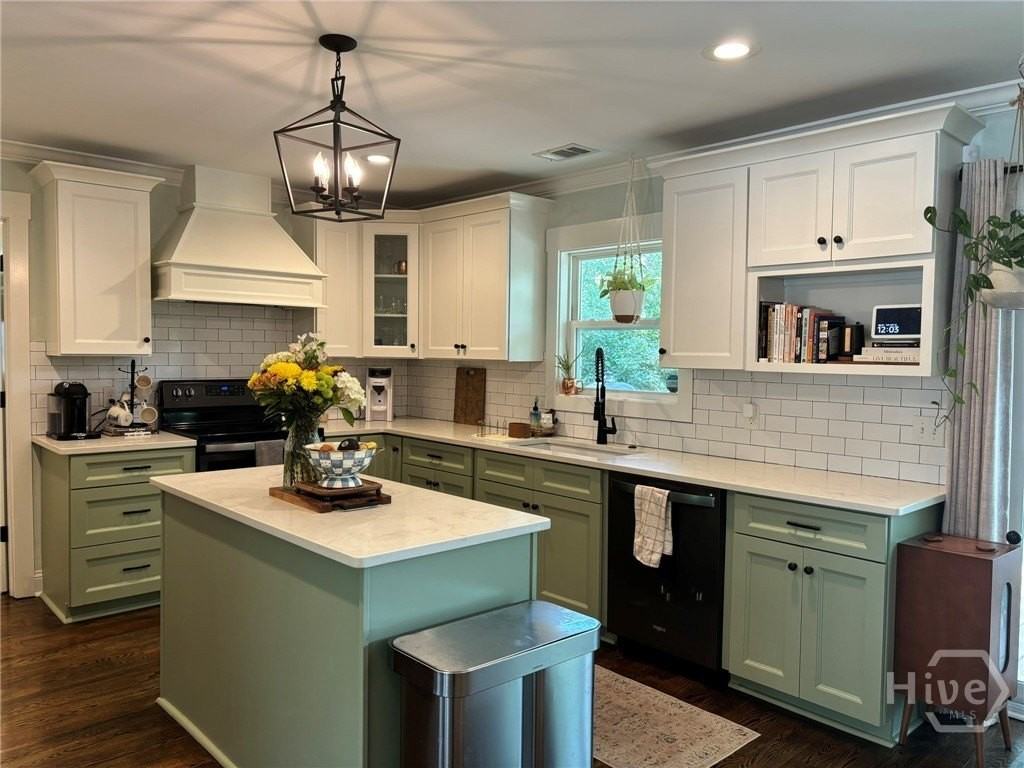 105 E 66th St - Photo 5 of 26