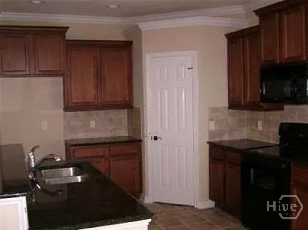 42 Weslyn Park Dr - Photo 3 of 12