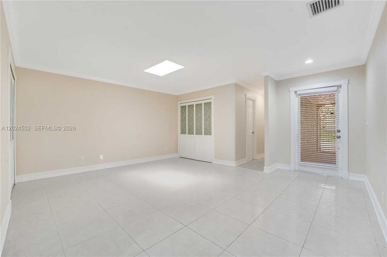 3719 Estepona Ave #18A1 - Photo 4 of 37
