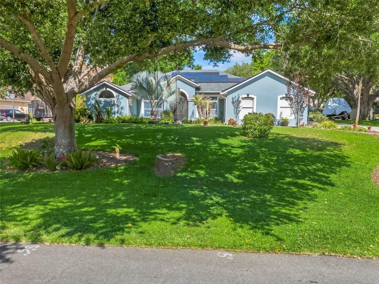 10583 Lake Hill Dr