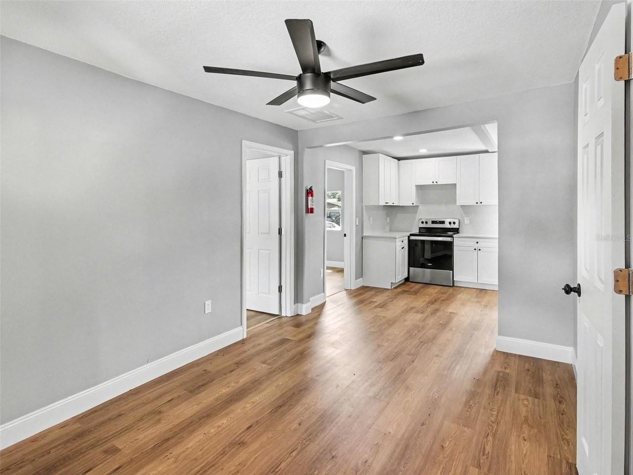 38702 South Ave - Photo 6 of 29