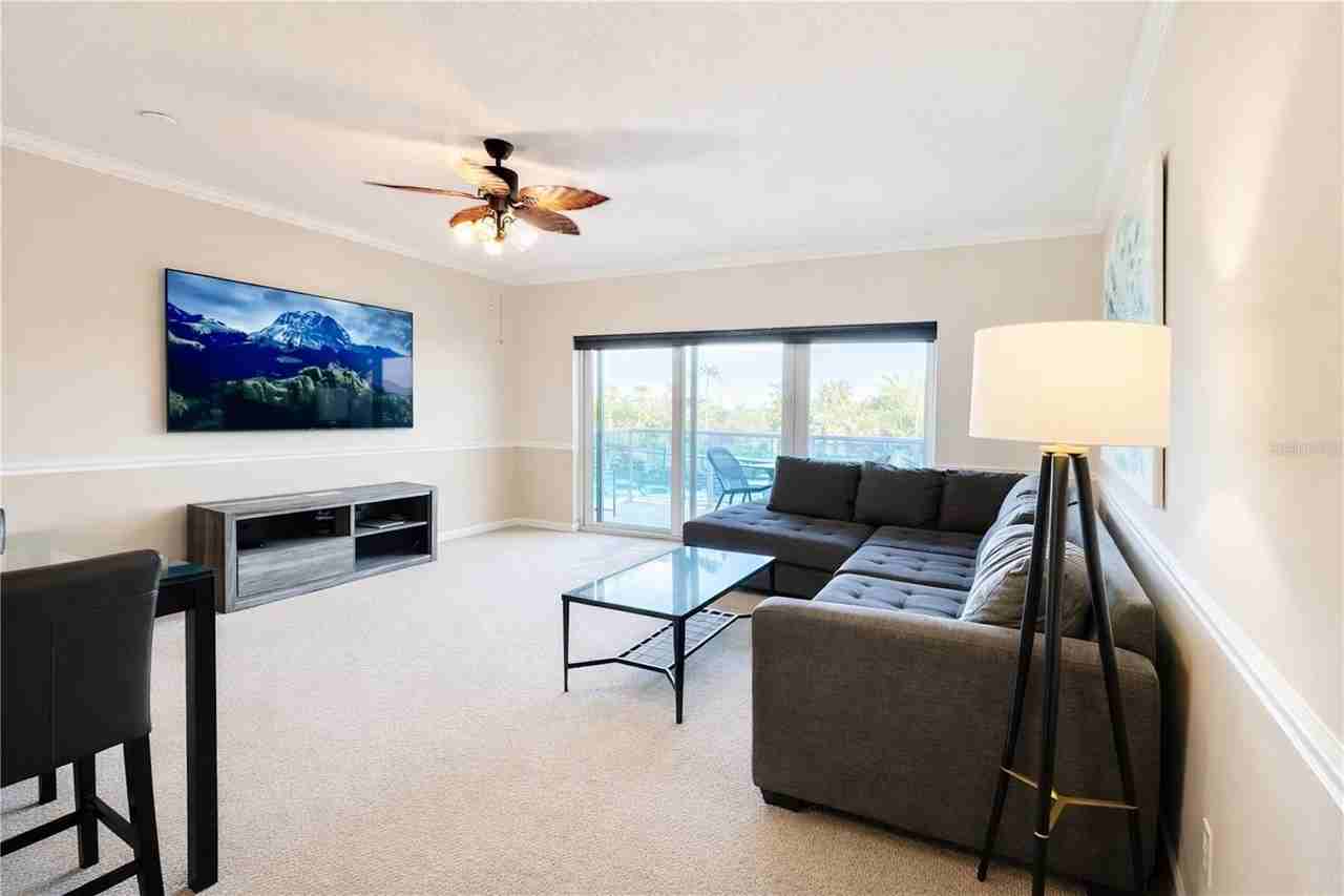 880 Mandalay Ave #S214 - Photo 5 of 36