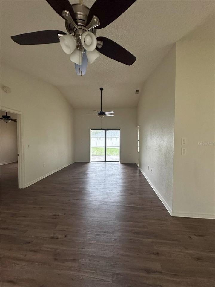 2378 Comerwood Dr - Photo 3 of 18