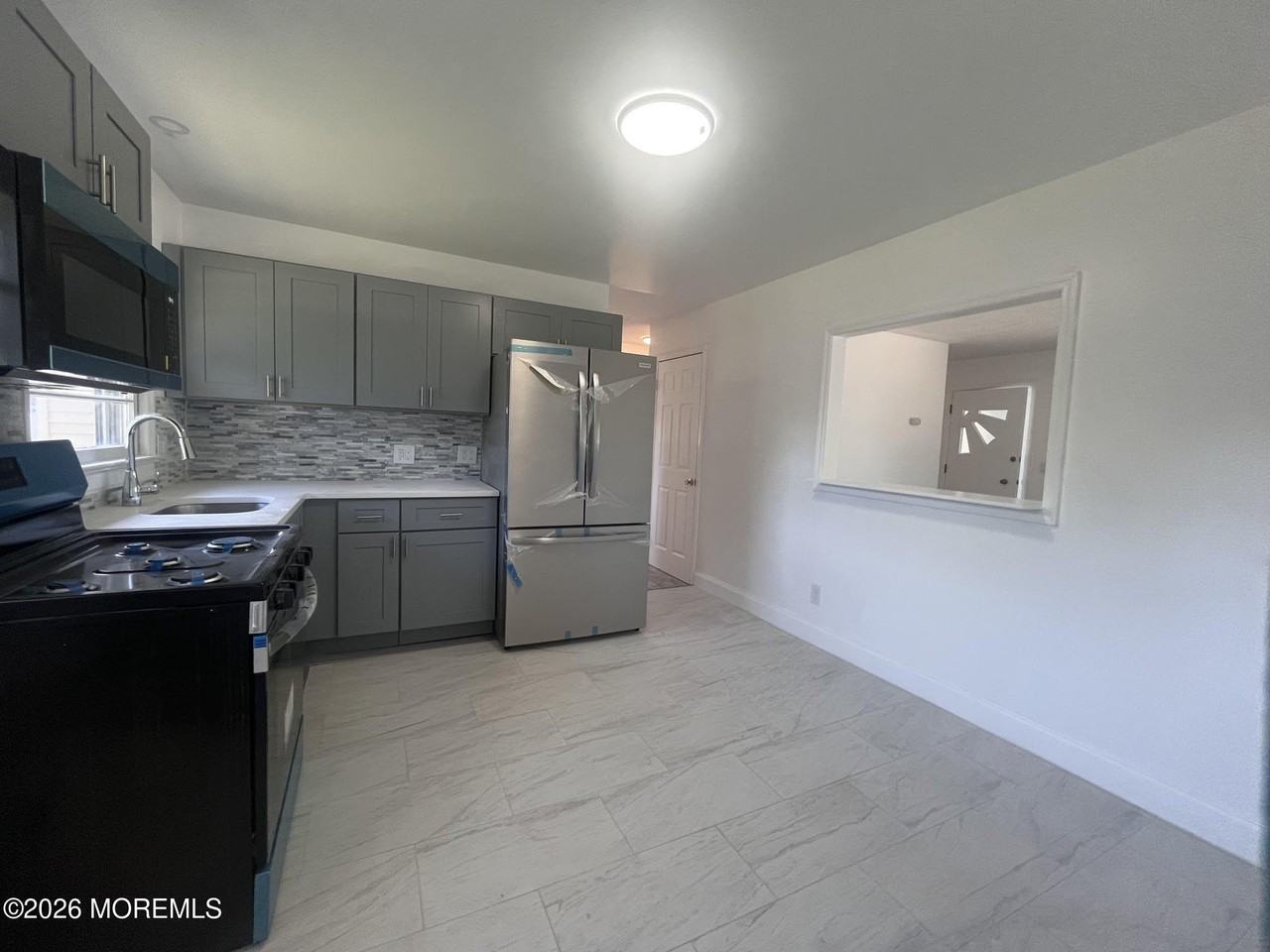 14 Wood Ave #A - Photo 7 of 22