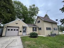 featured image of 637 W Main St