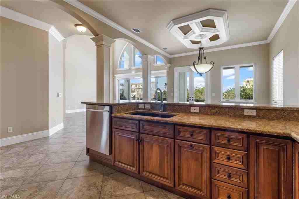 27806 Forester Dr - Photo 7 of 34