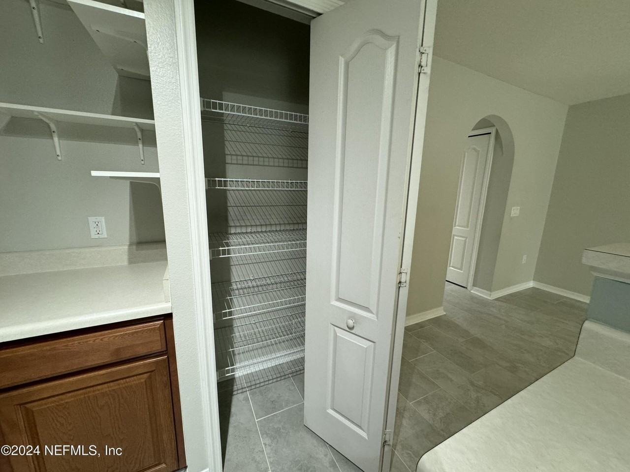 8224 Halls Hammock Ct - Photo 6 of 20