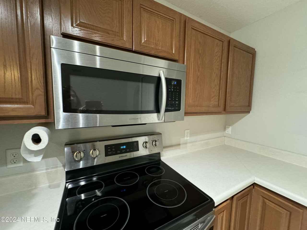 8224 Halls Hammock Ct - Photo 7 of 20