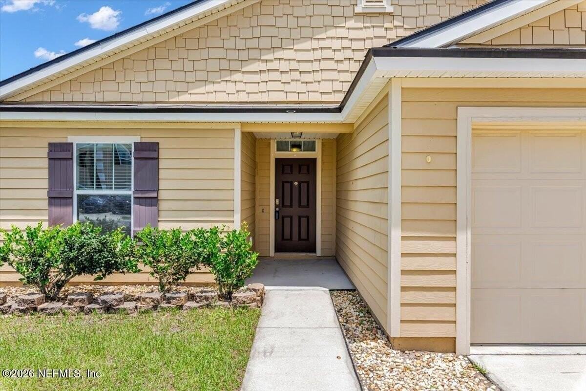 10281 Magnolia Hills Dr - Photo 2 of 26