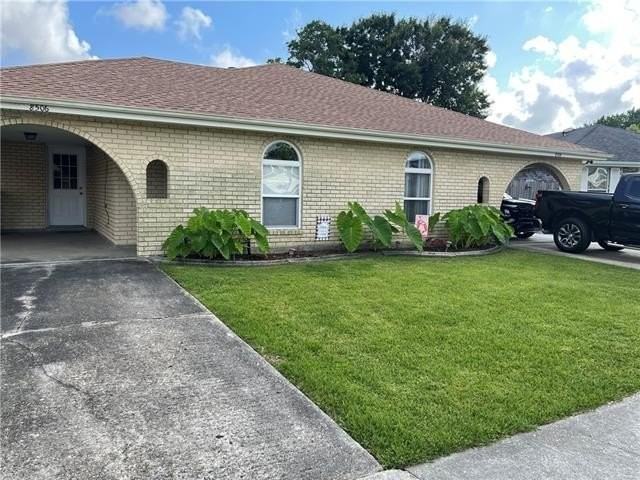 8506 Deerfield Dr - Photo 2 of 14