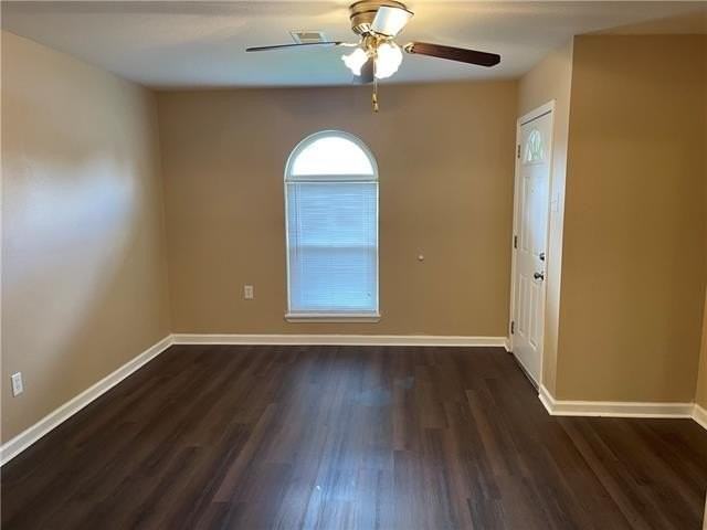 8506 Deerfield Dr - Photo 4 of 14