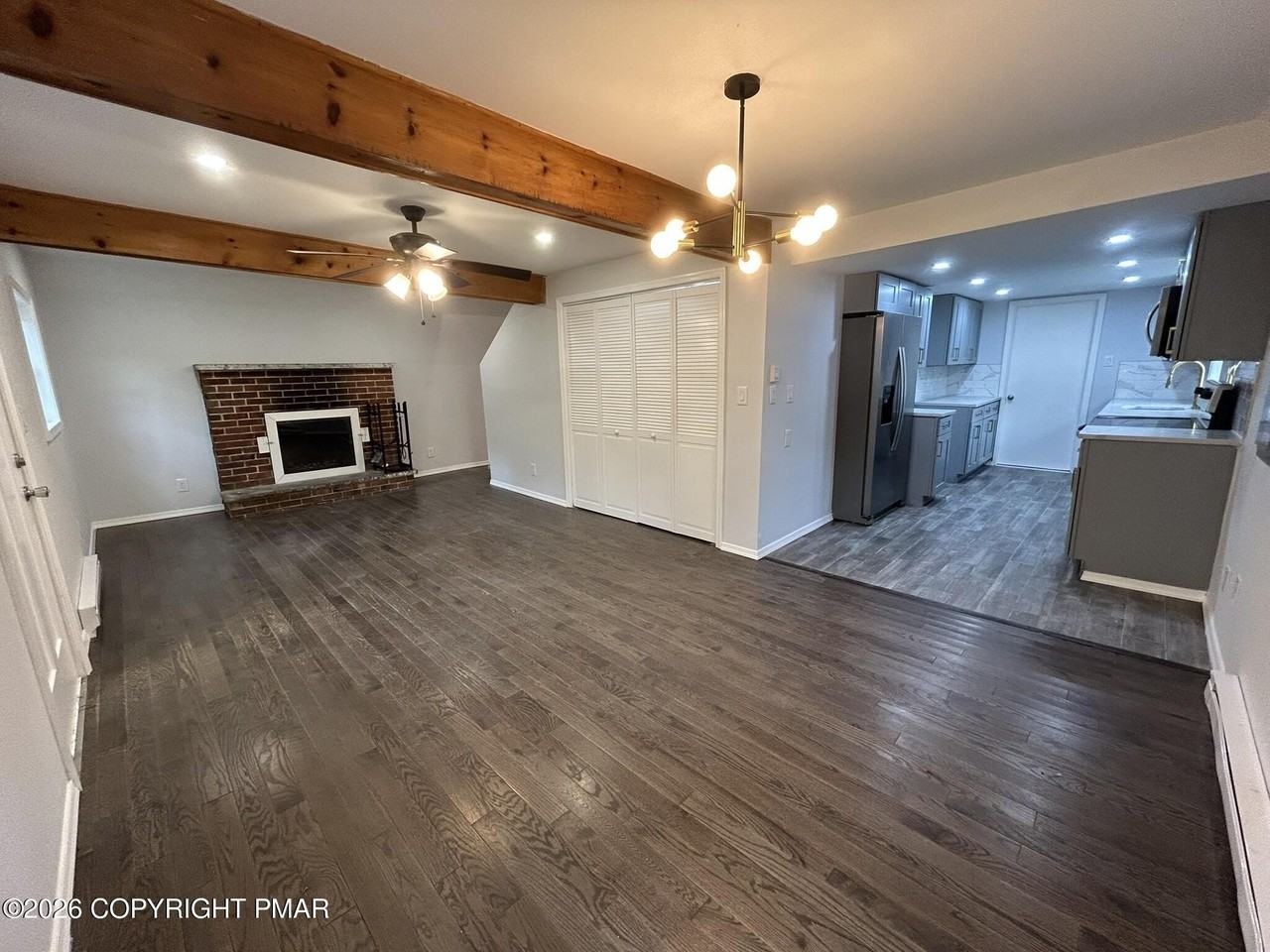 8213 Sunset Dr - Photo 2 of 22