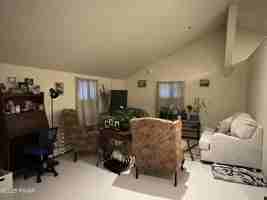 featured image of 114 8th St #2ndFL
