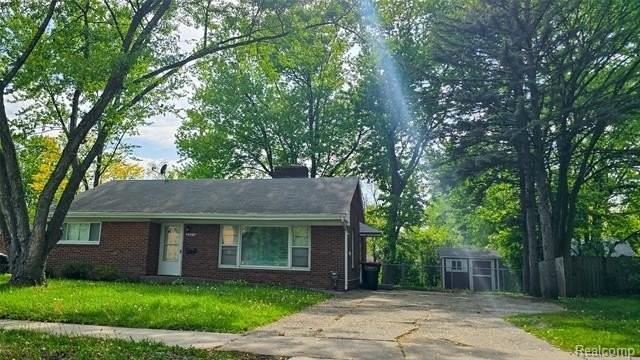 28291 Pierce St - Photo 2 of 15