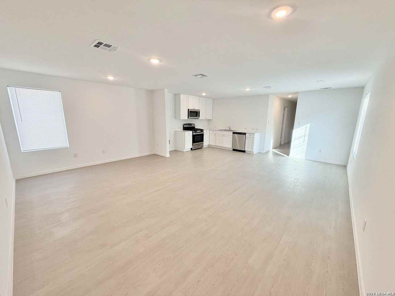 8530 Eucalyptus Hls - Photo 3 of 24