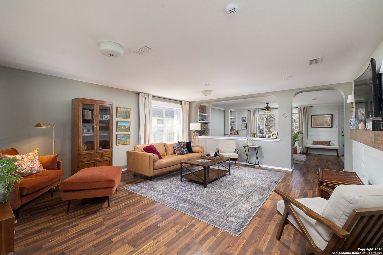 3509 Saratoga Pl - Photo 2 of 21