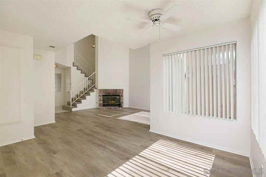 4465 Gladstone Ct - Photo 7 of 23