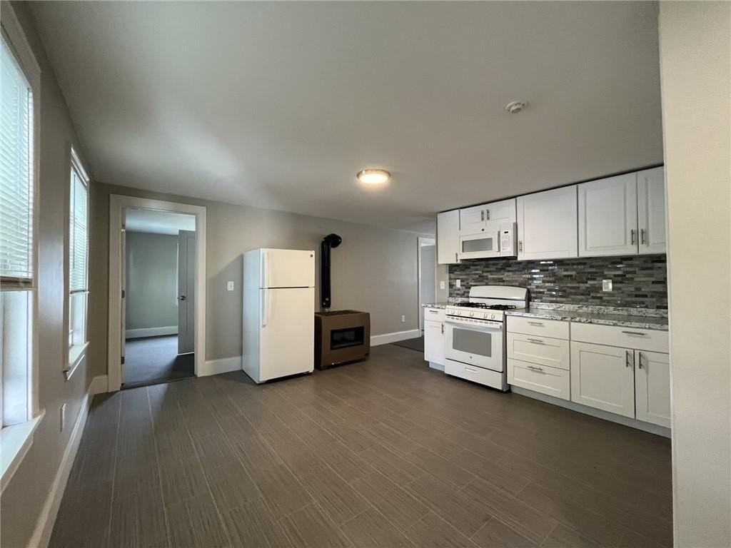 217 State St #2R - Photo 3 of 10