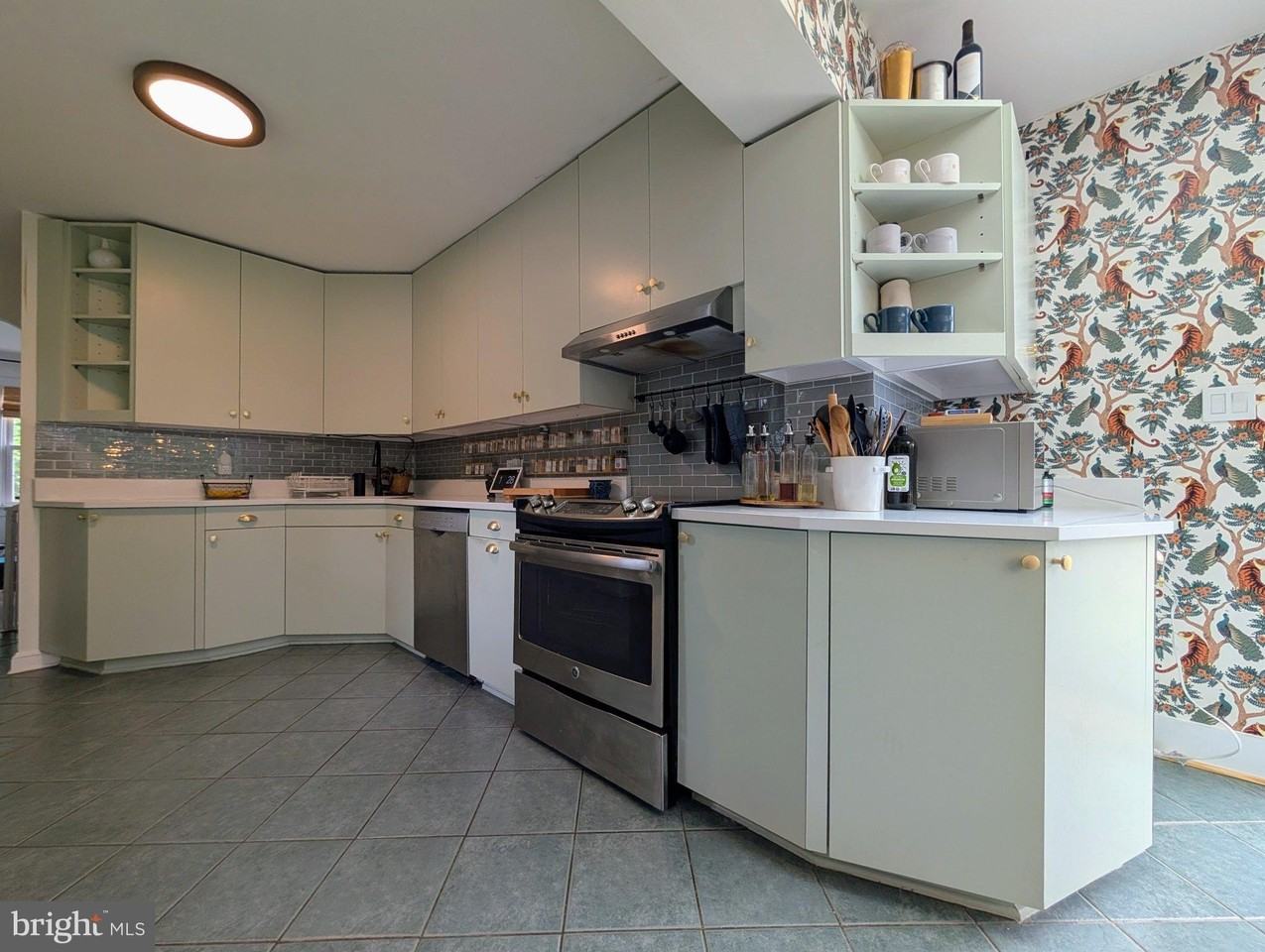 10106 Greenock Rd - Photo 4 of 19