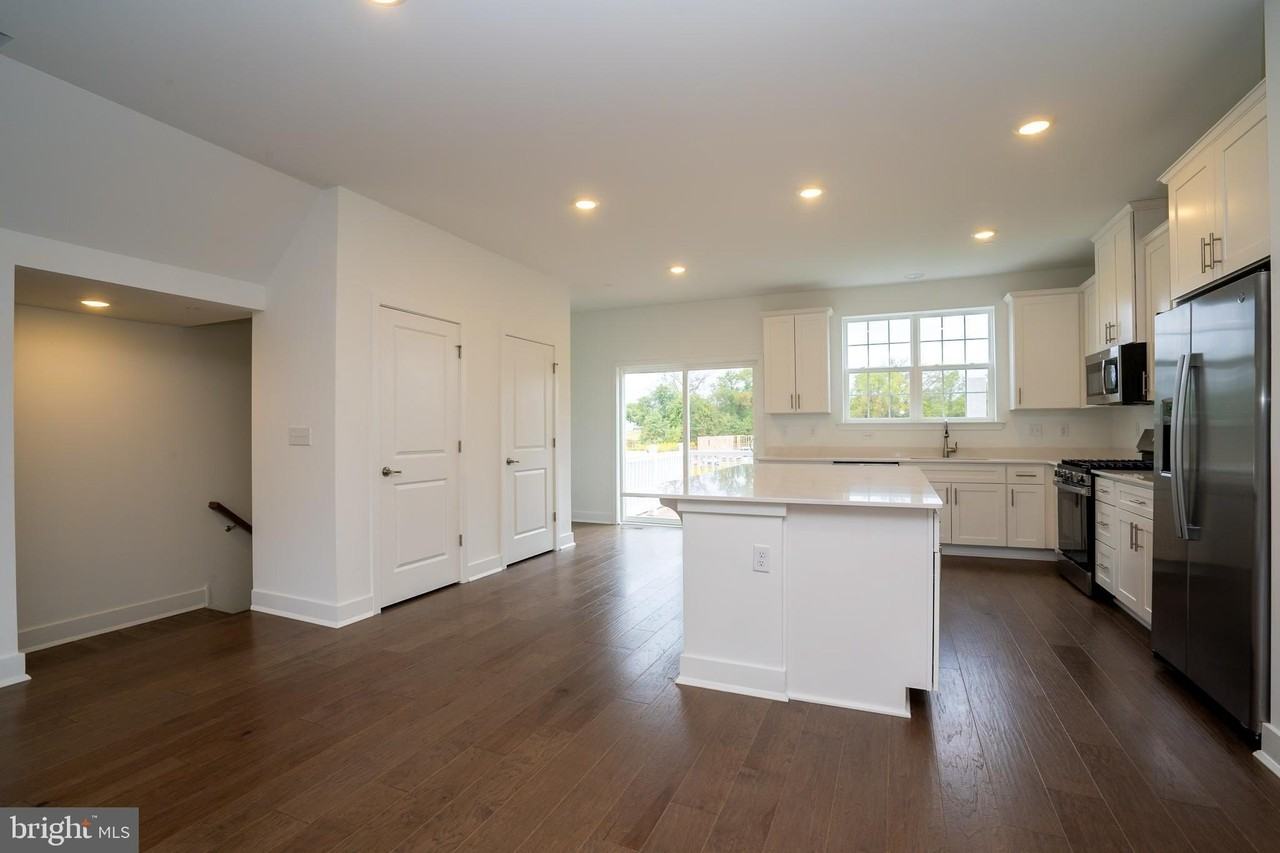 144 Ada Hightower Ave - Photo 5 of 30