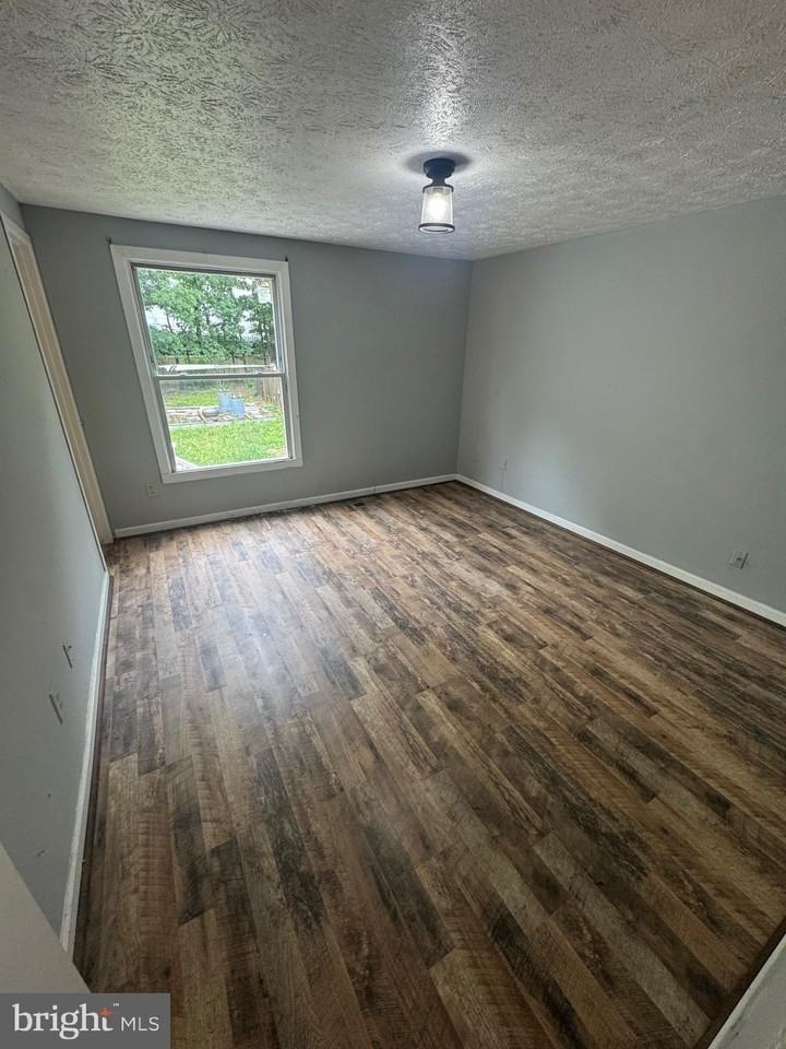 2208 Cocquina Dr - Photo 6 of 10