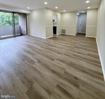 featured image of 5608 Bloomfield Dr #201