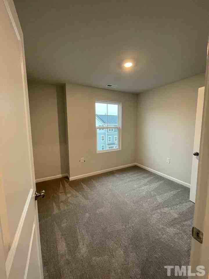 746 Gimari Dr - Photo 6 of 21