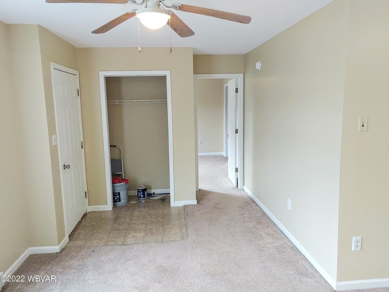 255 Underwood St - Photo 2 of 13