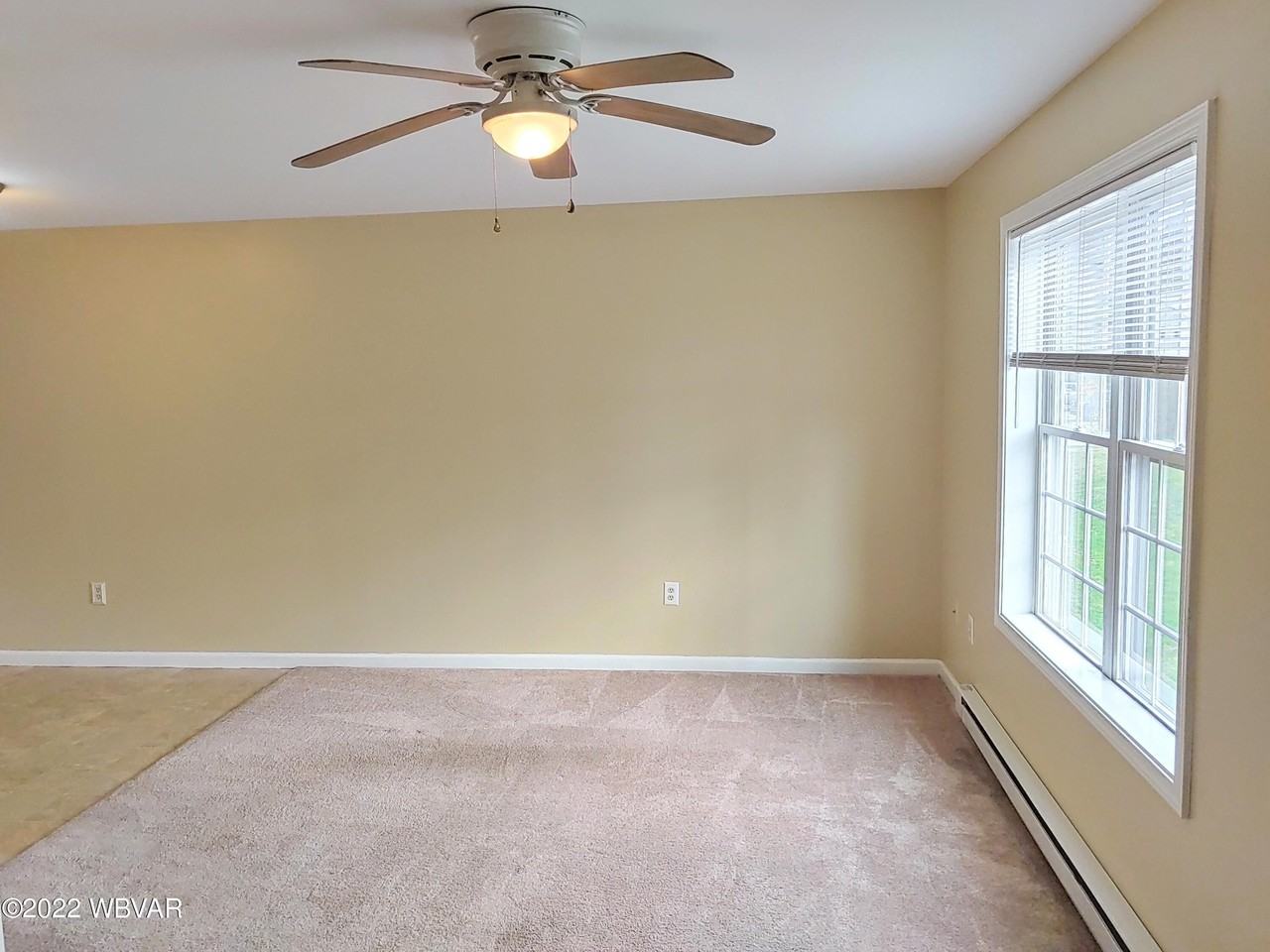 255 Underwood St - Photo 4 of 13